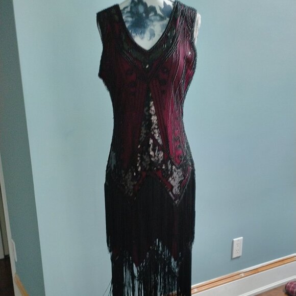 Red & Black Fringed, Beaded, Sequin 1920's Flapper Dress, size XS - Picture 1 of 9